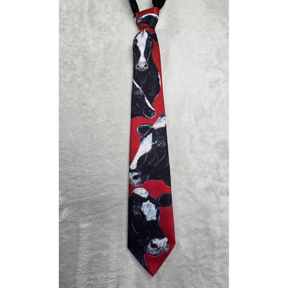 Vintage Ralph Marlin Men's Cow Neck Tie 100% Polyester Made In USA Red Black